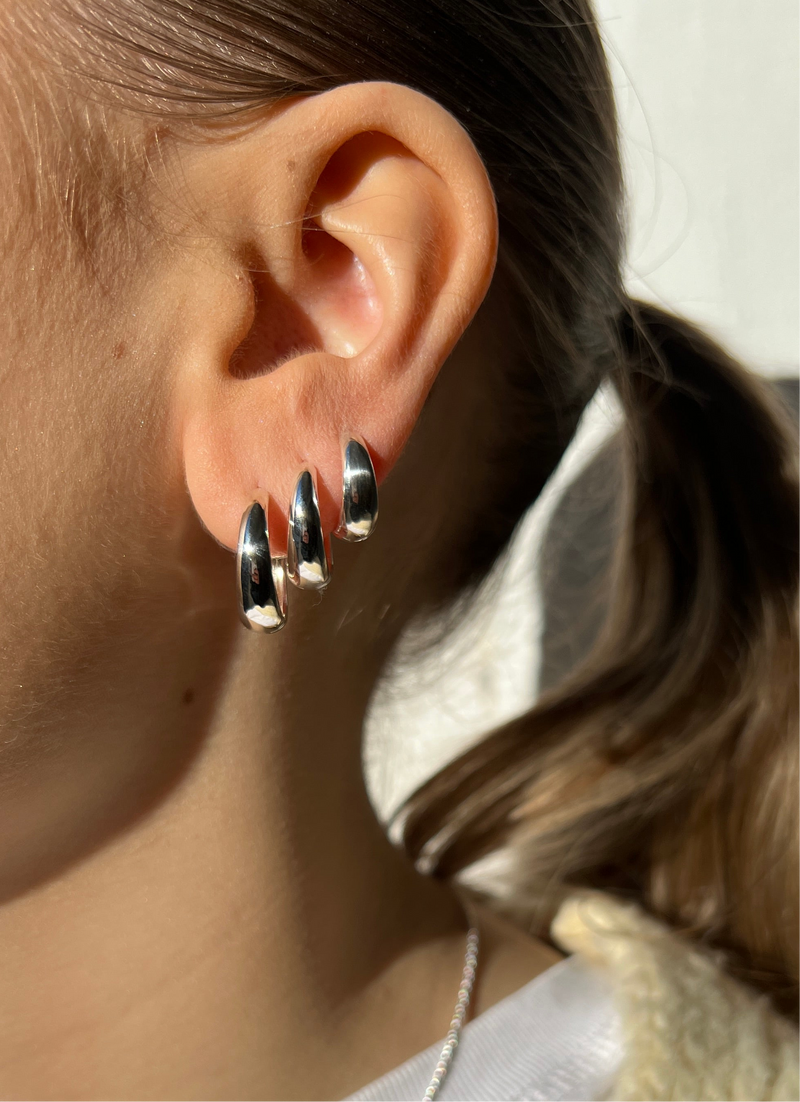 Streamline Bold Silver Huggie Hoops