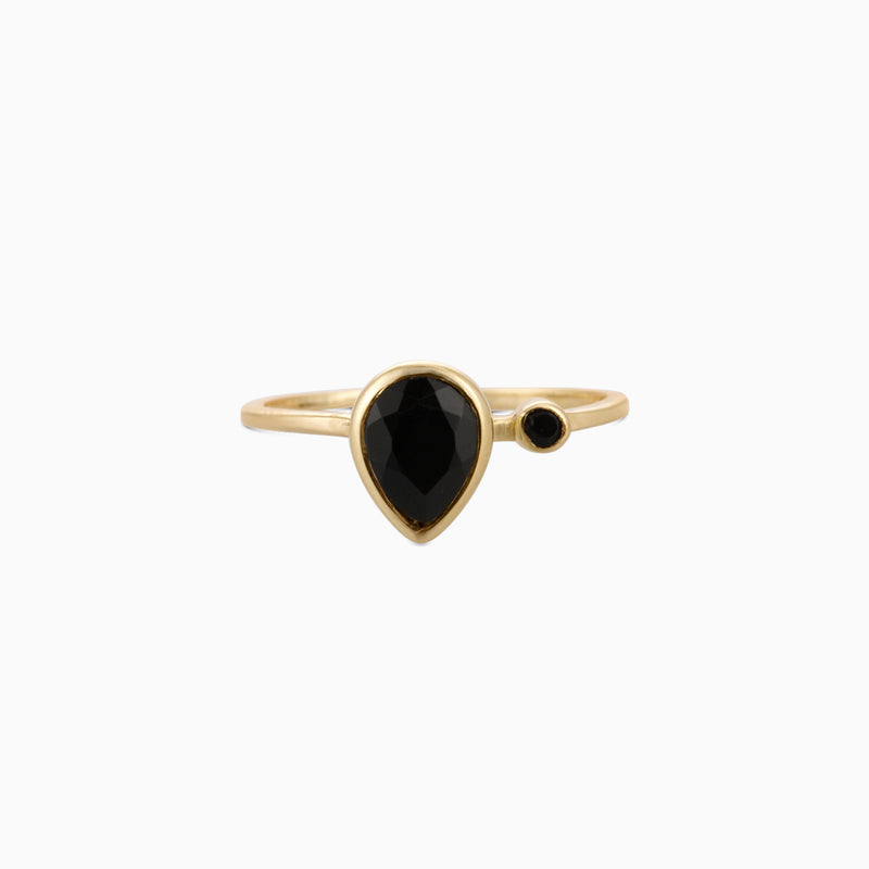 Golden Drop Facet Black Onyx Ring
